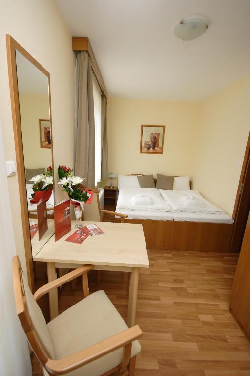 Panorama Wellness Apartman Hotel Hajdúszoboszló Zimmer foto
